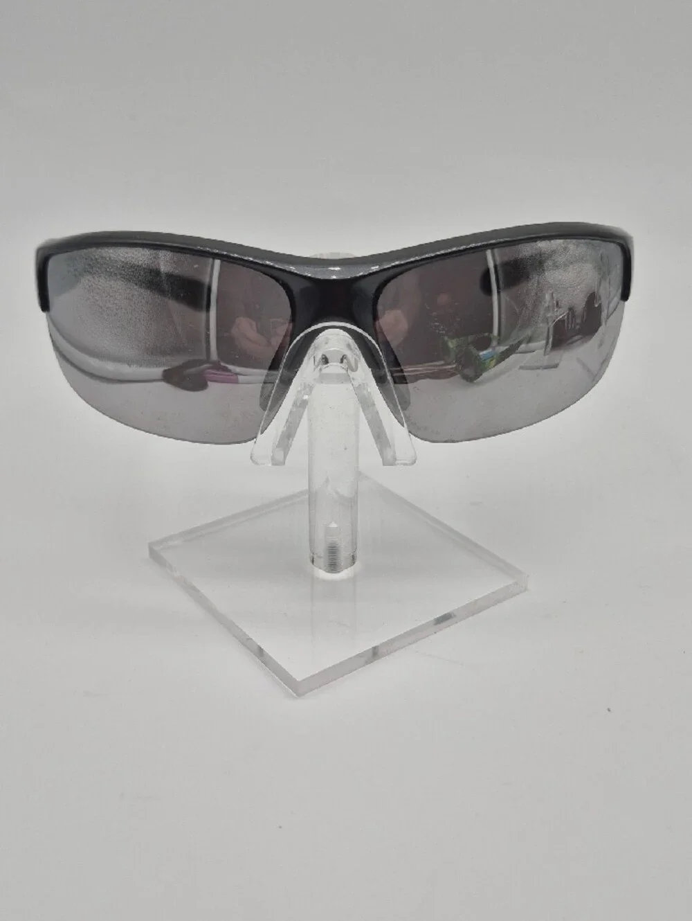 Maui Jim Black Wraparound Sunglasses with Smoke Lenses
